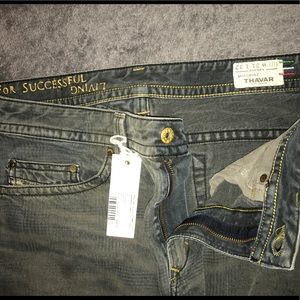 Diesel Jeans. Thavar slim/straight made in Italy.